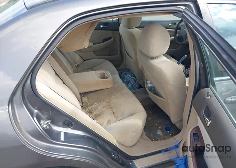 2006 Honda Accord 2.4 Ex из США, поврежденный, VIN 1HGCM56786A145049